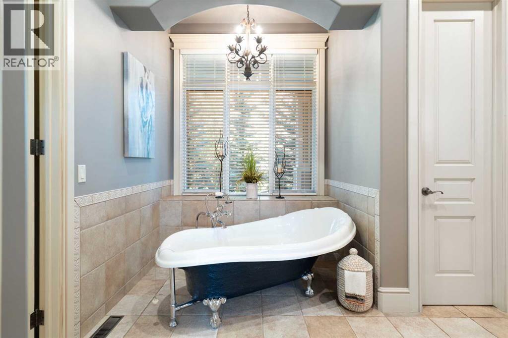 32045 Willow Way, Rural Rocky View County, Alberta  T4C 2Y4 - Photo 20 - A2304339