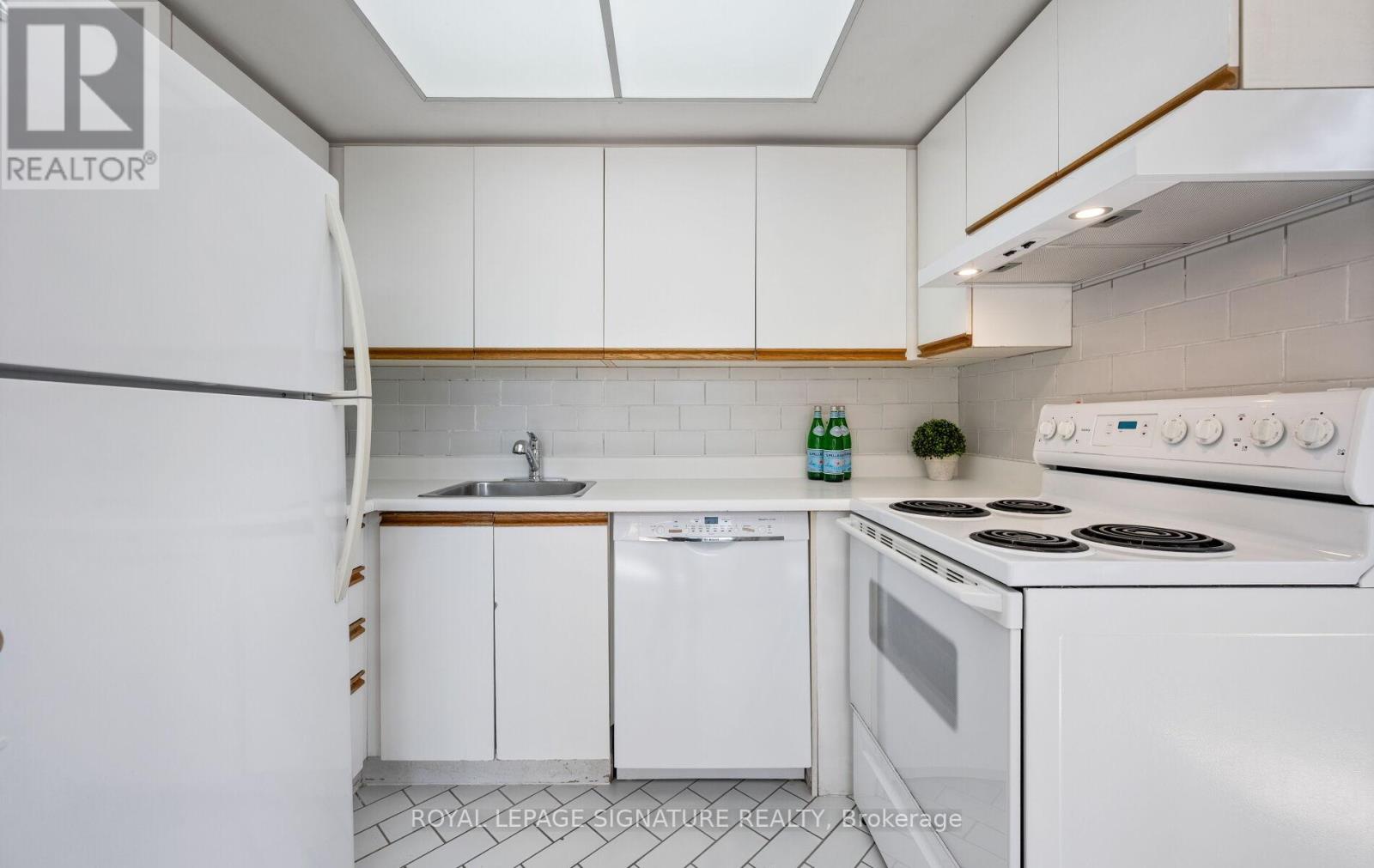 423 - 1210 Don Mills Road, Toronto, Ontario  M3B 3N9 - Photo 21 - C13035644