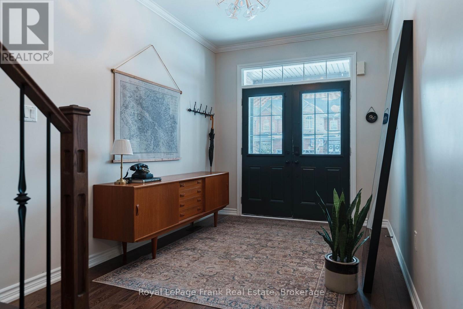 9 Michael Cummings Court, Uxbridge, Ontario  L9P 0E6 - Photo 2 - N12890578