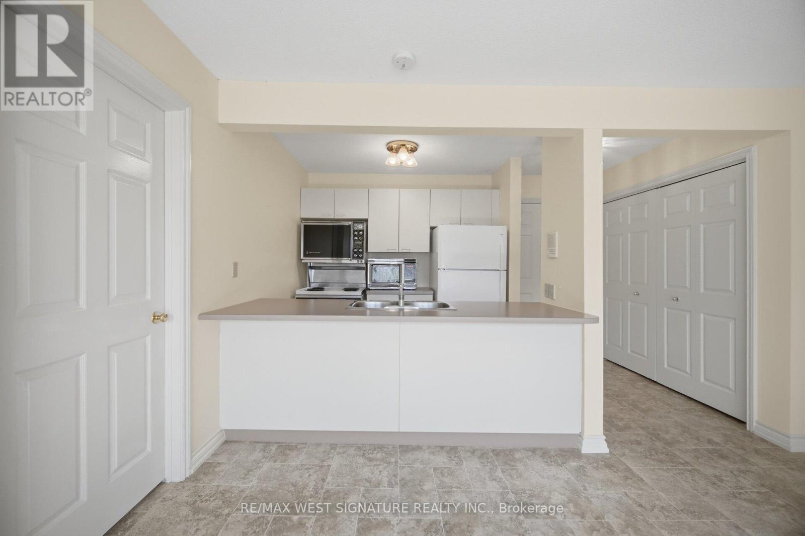 126 Curtis Crescent, King, Ontario  L7B 1C2 - Photo 27 - N13031986