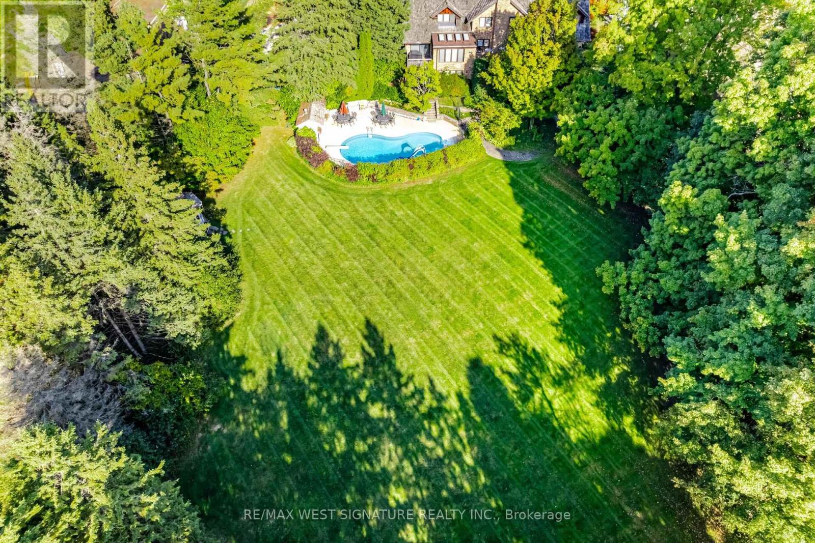 126 Curtis Crescent, King, Ontario  L7B 1C2 - Photo 42 - N13031986