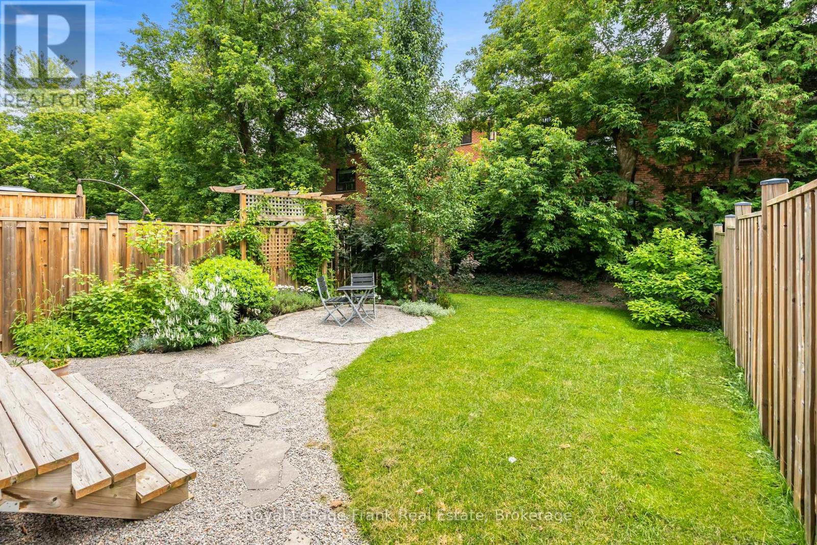 9 Michael Cummings Court, Uxbridge, Ontario  L9P 0E6 - Photo 21 - N12890578