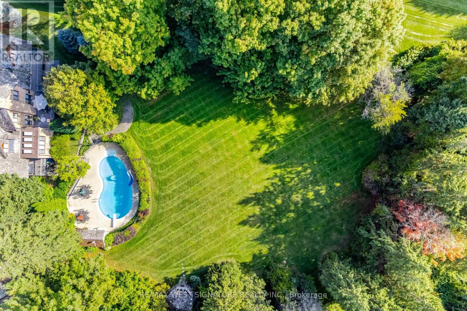 126 Curtis Crescent, King, Ontario  L7B 1C2 - Photo 45 - N13031986