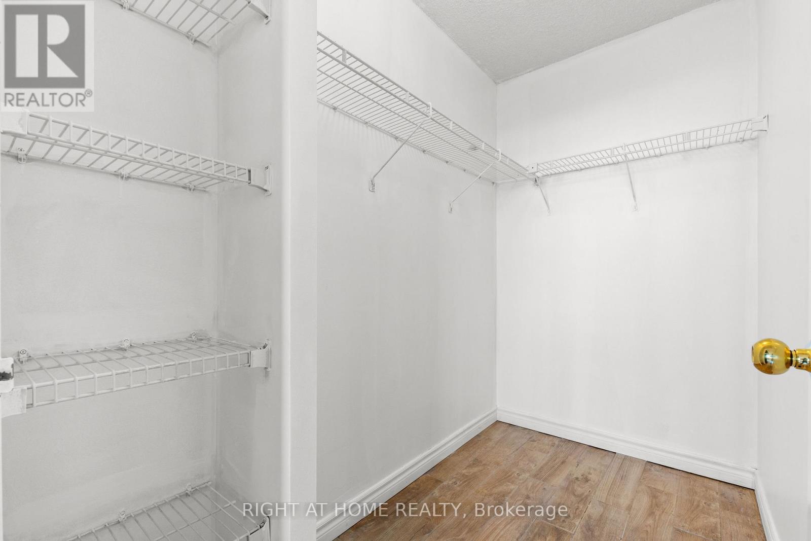 508 - 265 Enfield Place, Mississauga, Ontario  L5B 3Y7 - Photo 24 - W12983436