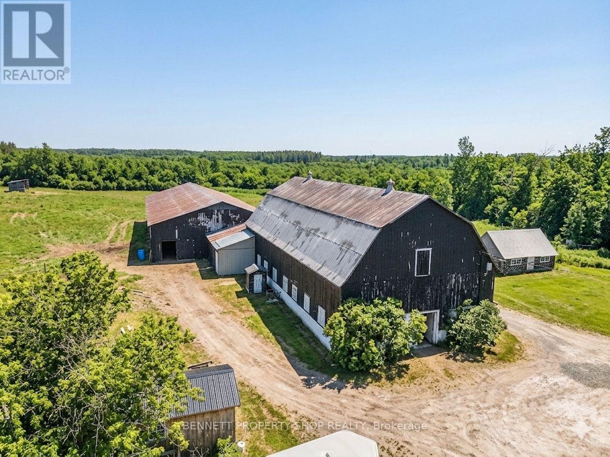 7261 Third Line Road S, Ottawa, Ontario  K0A 2E0 - Photo 21 - X12951498