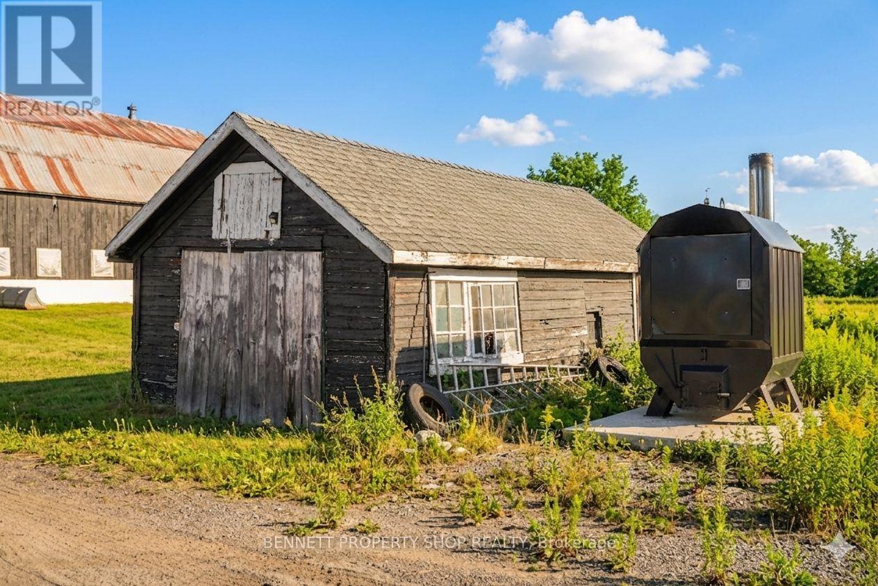 7261 Third Line Road S, Ottawa, Ontario  K0A 2E0 - Photo 23 - X12951498