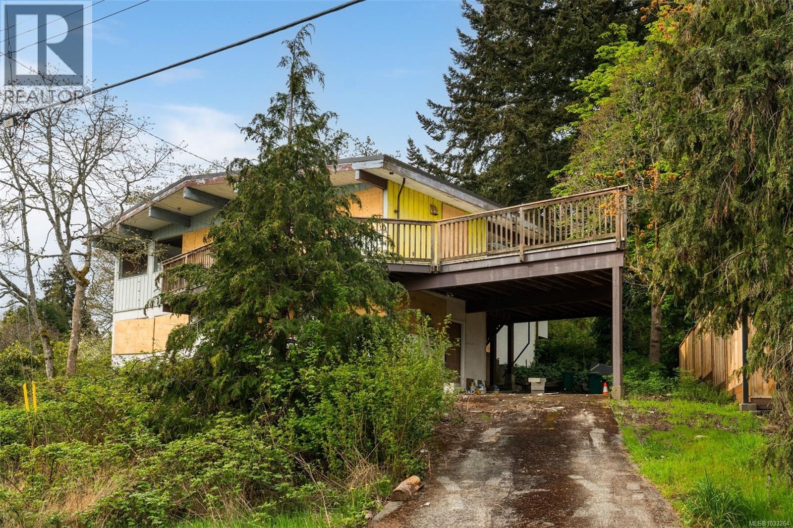 247 Glenairlie Dr, View Royal, British Columbia  V9B 1K4 - Photo 2 - 1033264