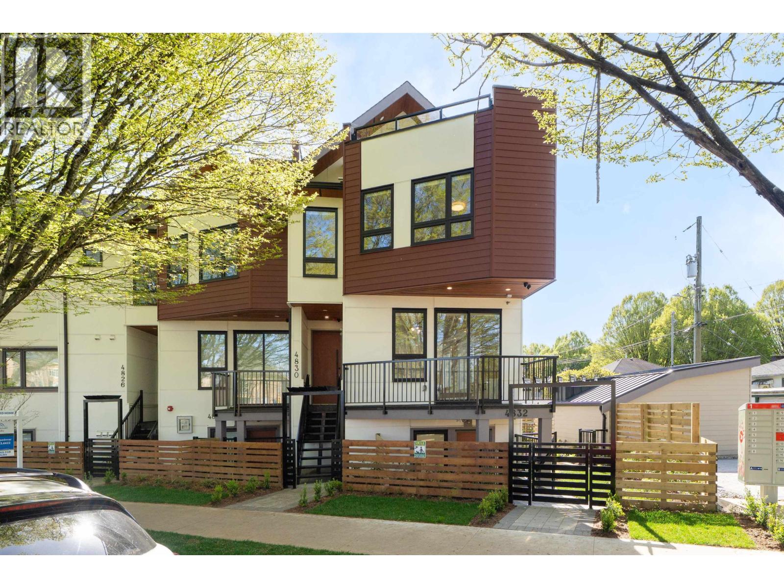 4830 DUCHESS STREET, vancouver, British Columbia