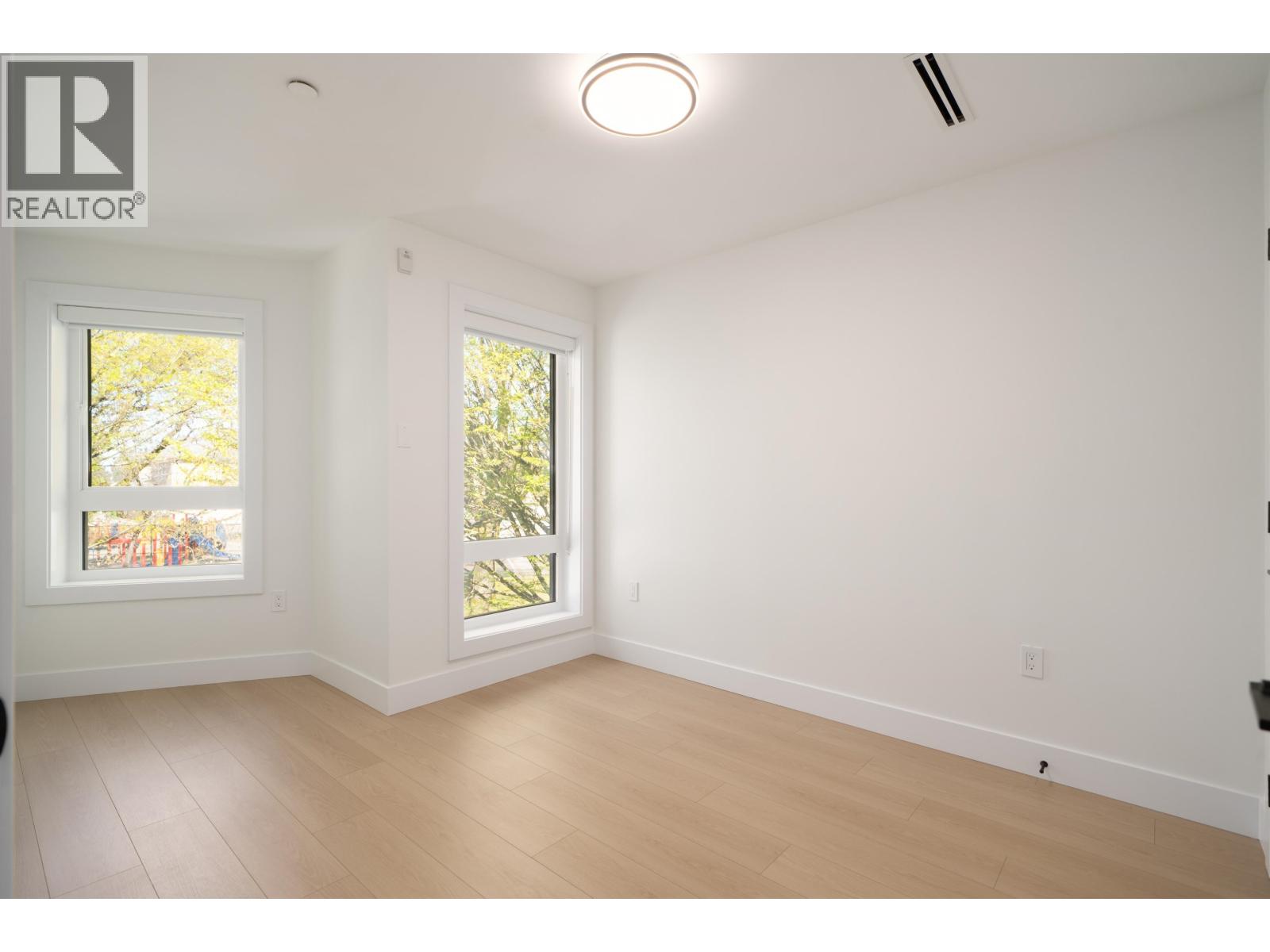 4830 Duchess Street, Vancouver, British Columbia  V5R 3L6 - Photo 19 - R3115059