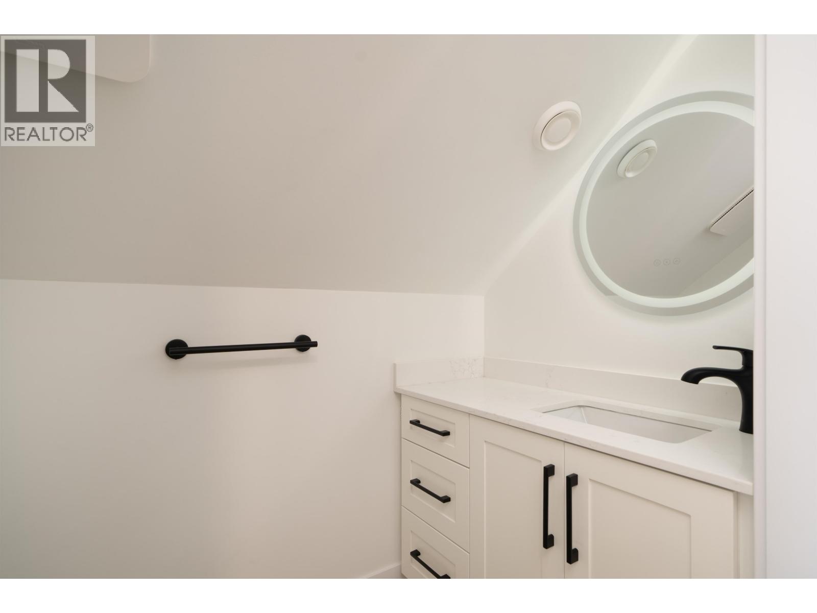 4830 Duchess Street, Vancouver, British Columbia  V5R 3L6 - Photo 25 - R3115059