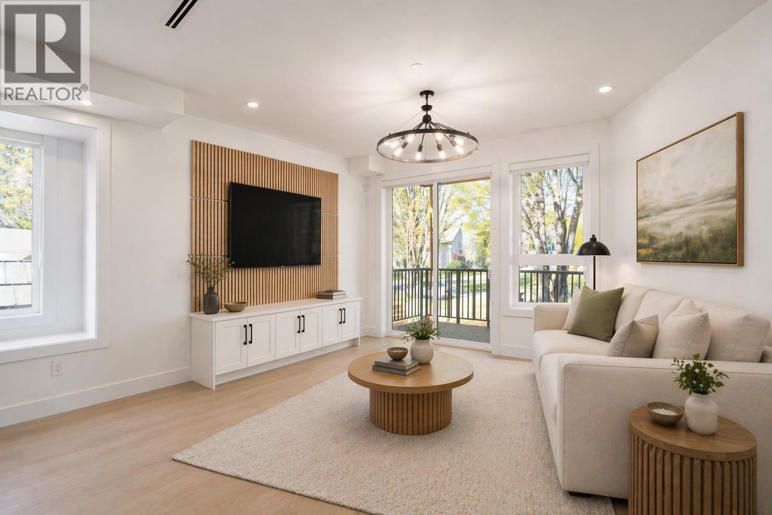 4830 Duchess Street, Vancouver, British Columbia  V5R 3L6 - Photo 4 - R3115059