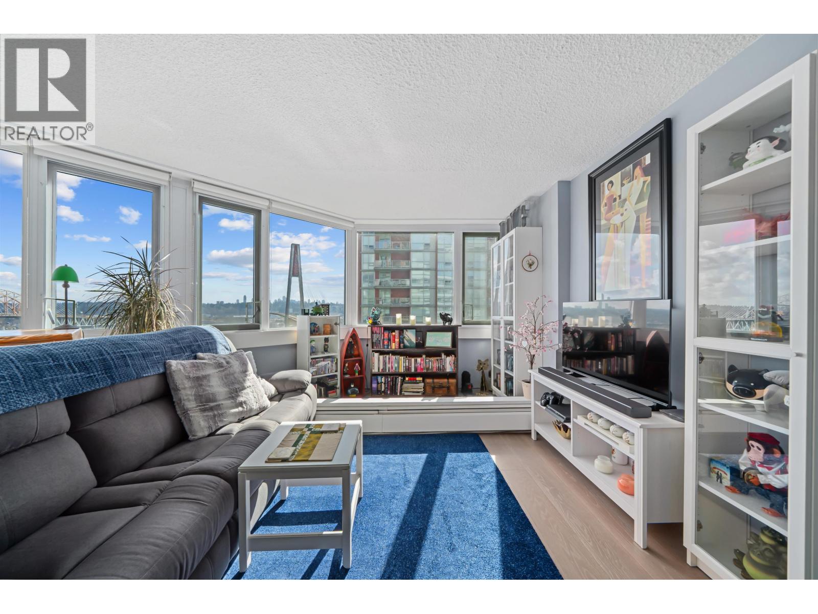 903 31 Elliot Street, New Westminster, British Columbia  V3L 5C9 - Photo 6 - R3115078