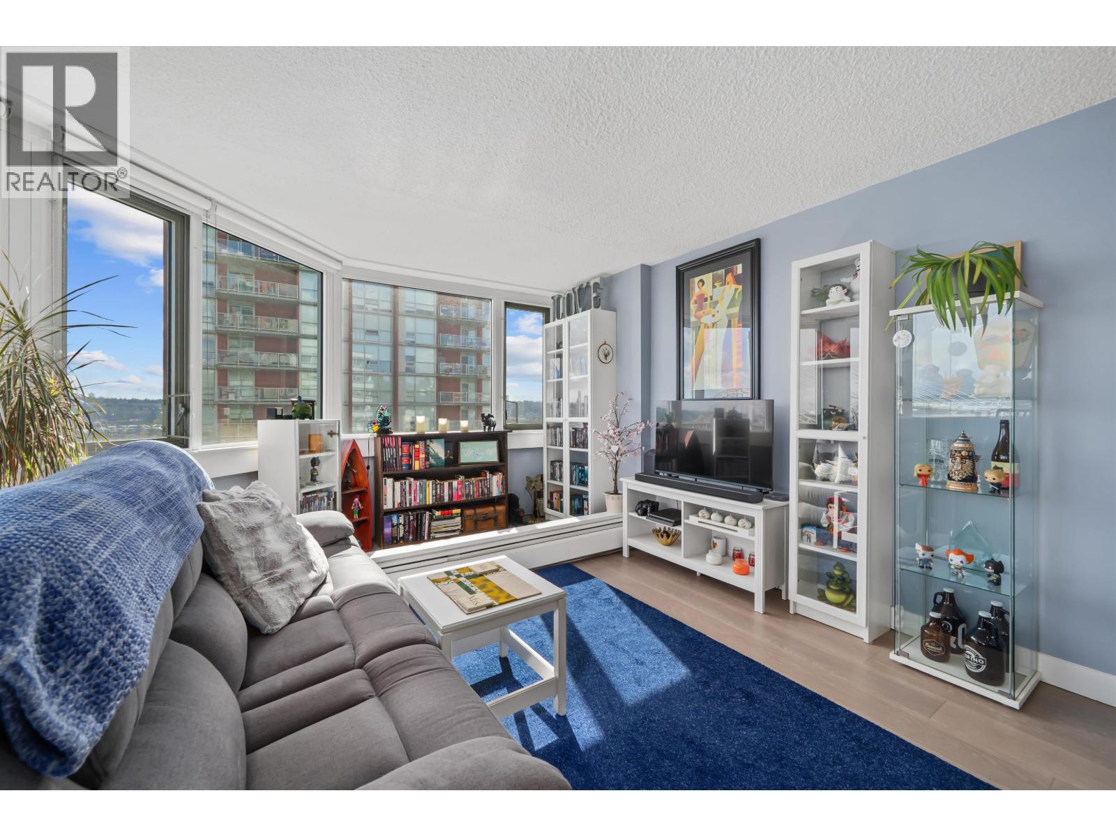 903 31 Elliot Street, New Westminster, British Columbia  V3L 5C9 - Photo 7 - R3115078