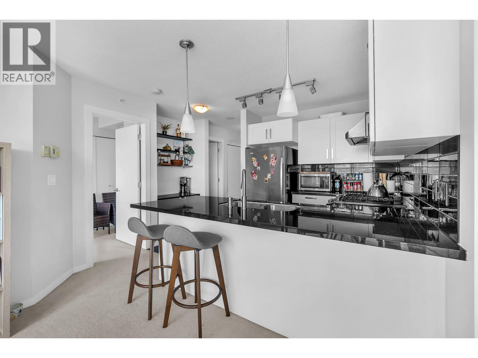 2707 2133 Douglas Road, Burnaby, British Columbia  V5C 0E9 - Photo 8 - R3115105