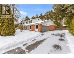 145 WOLFDALE Avenue, Oakville, Ontario