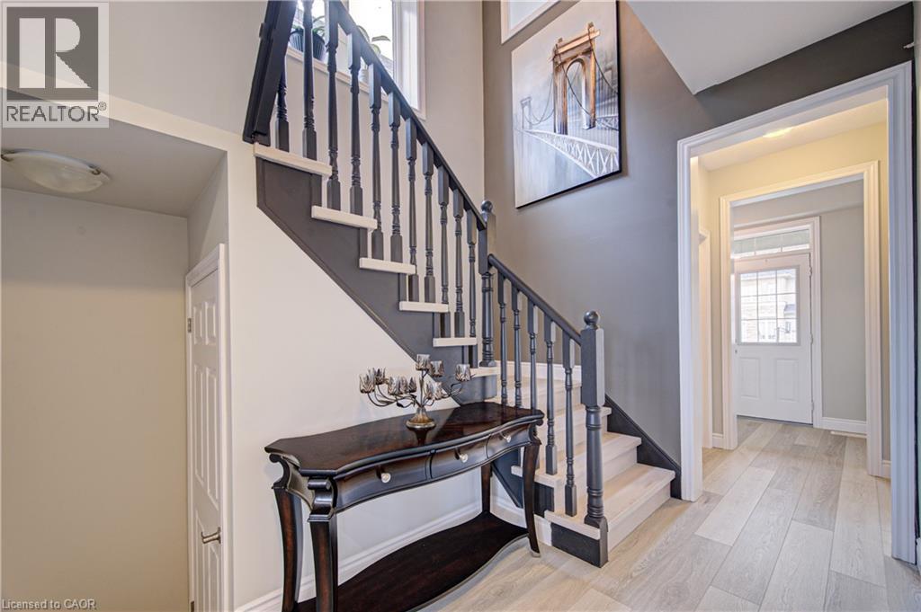 49 Duckworth Drive, Cambridge, Ontario  N3H 0C1 - Photo 5 - 40822303