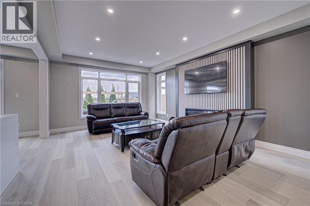 49 Duckworth Drive, Cambridge, Ontario  N3H 0C1 - Photo 6 - 40822303