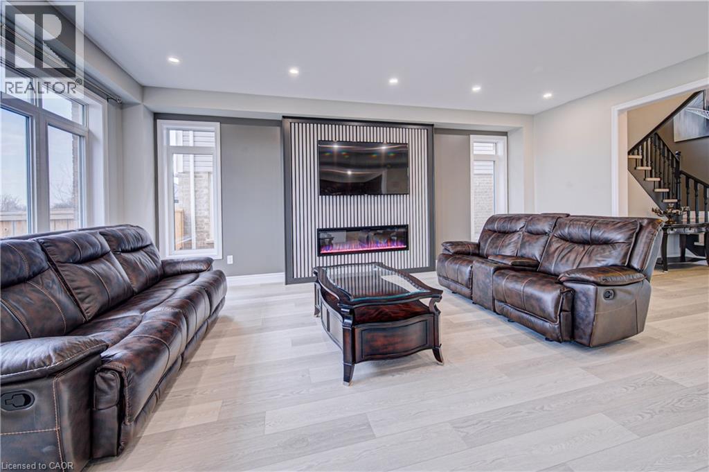 49 Duckworth Drive, Cambridge, Ontario  N3H 0C1 - Photo 7 - 40822303