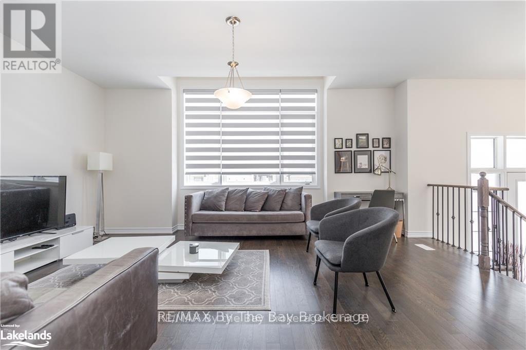 85 Sun Valley Avenue, Wasaga Beach, Ontario  L9Z 0N8 - Photo 5 - S13036506