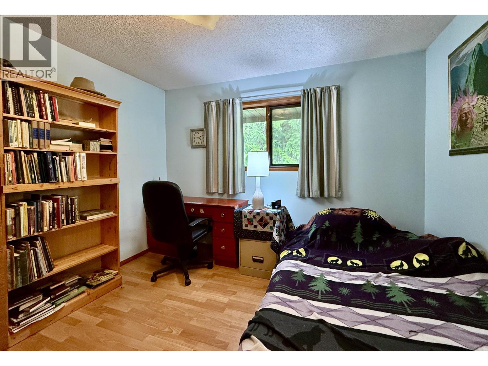 299 King Road, Gibsons, British Columbia  V0N 1V5 - Photo 12 - R3115068