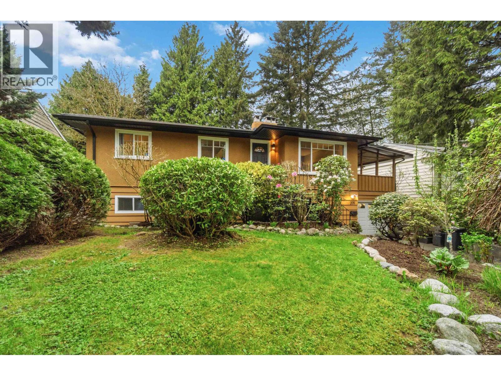 209 CLEARVIEW DRIVE, port moody, British Columbia