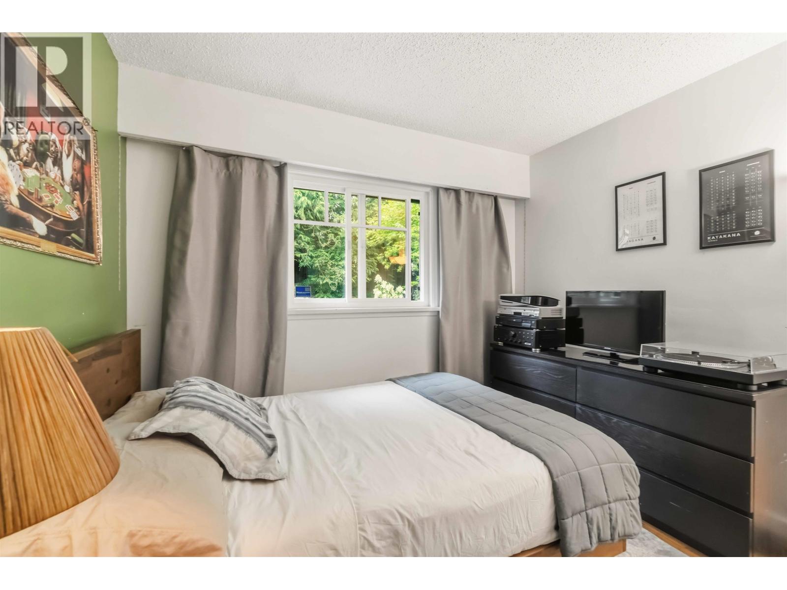 209 Clearview Drive, Port Moody, British Columbia  V3H 2S7 - Photo 13 - R3115074