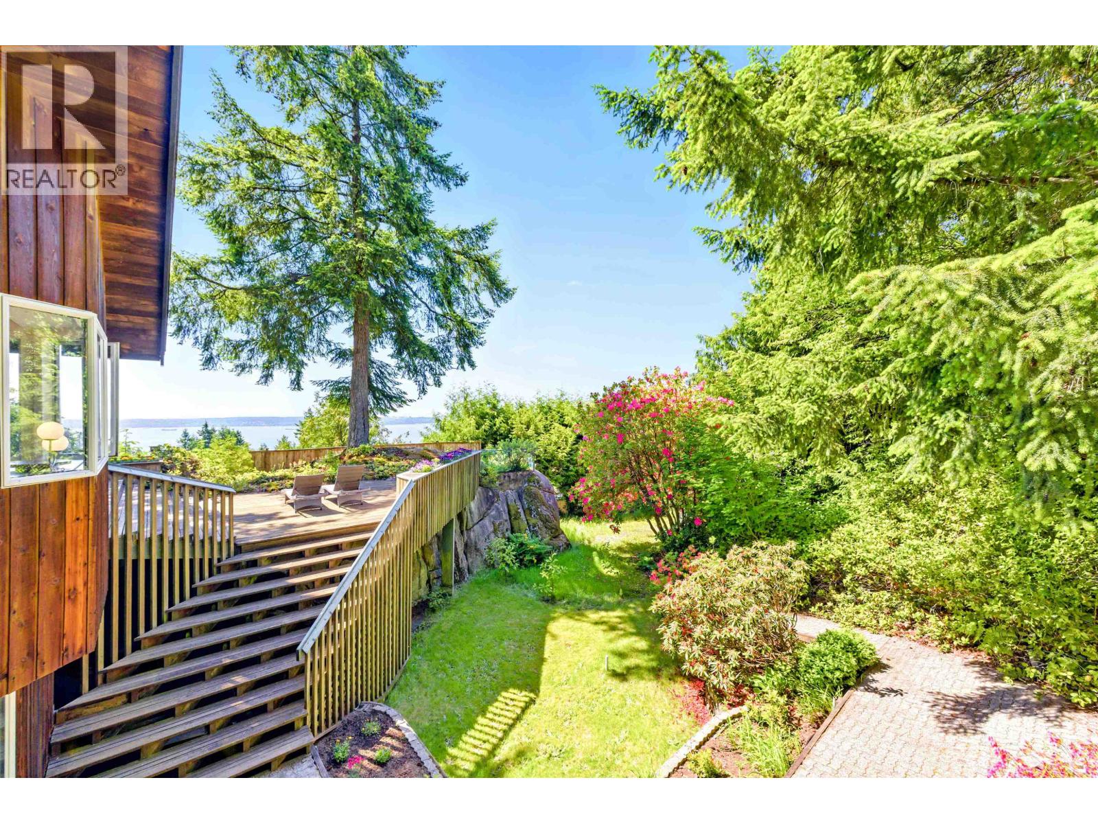 4663 Woodridge Place, West Vancouver, British Columbia  V7S 2X1 - Photo 23 - R3115084