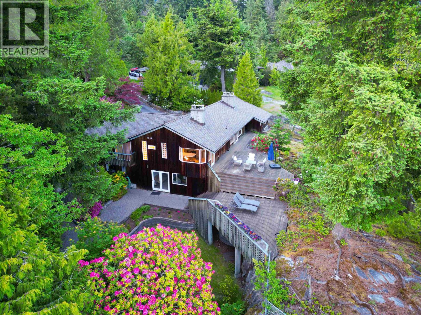 4663 Woodridge Place, West Vancouver, British Columbia  V7S 2X1 - Photo 28 - R3115084