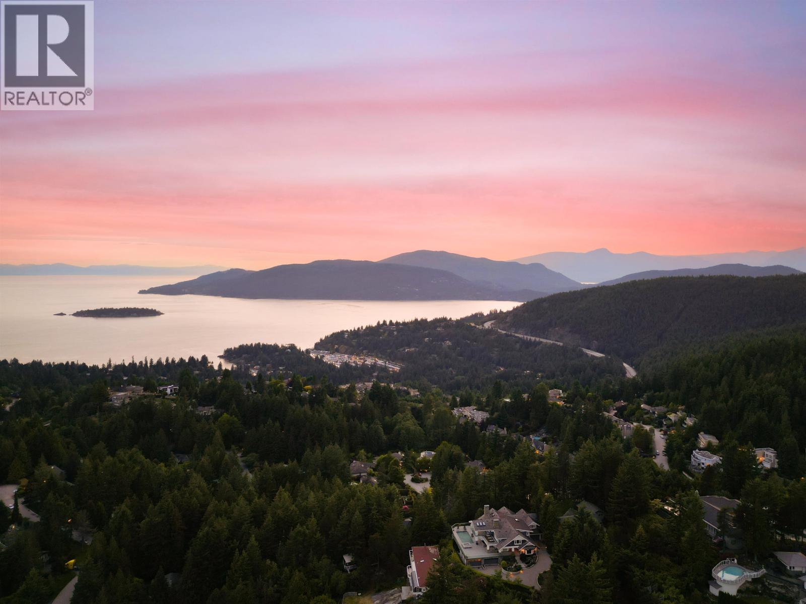 4663 Woodridge Place, West Vancouver, British Columbia  V7S 2X1 - Photo 31 - R3115084