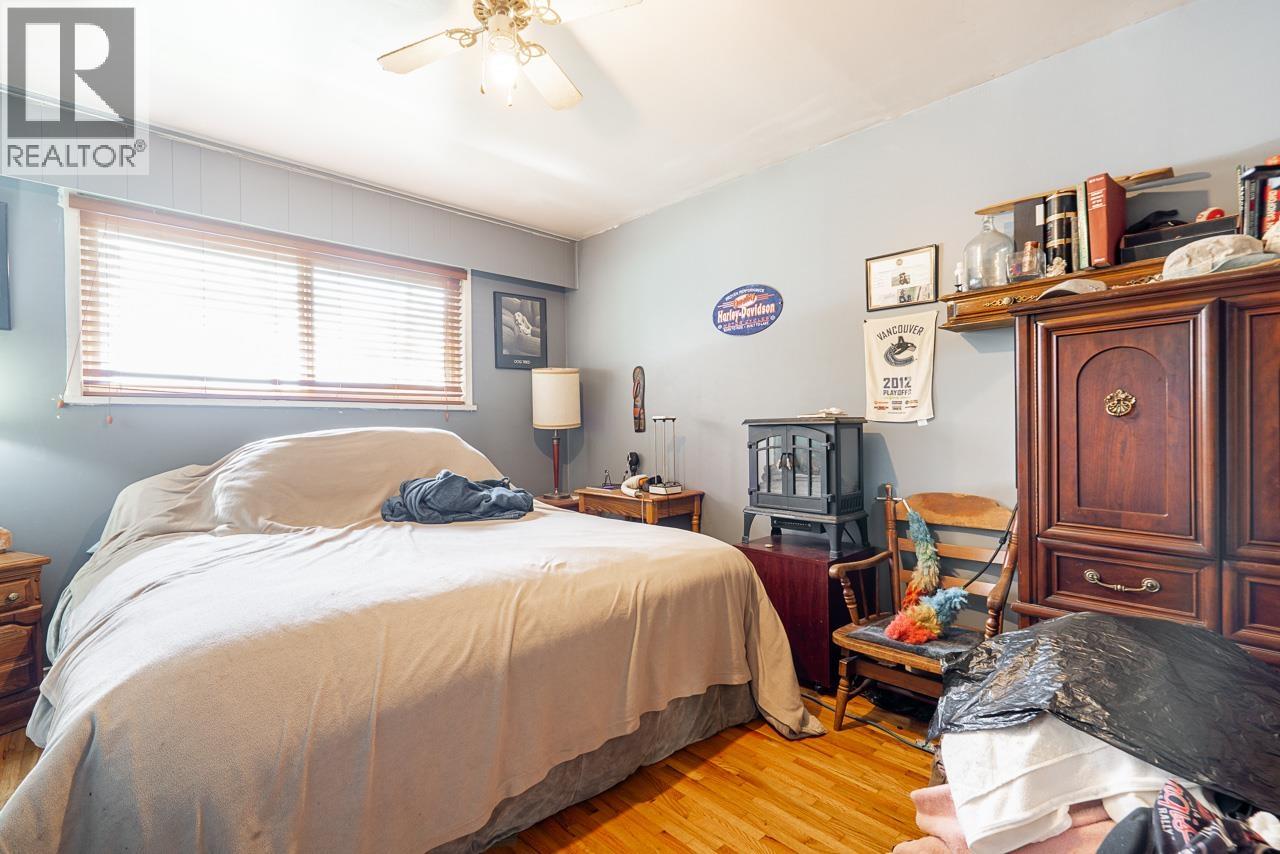 1939 Westminster Avenue, Port Coquitlam, British Columbia  V3B 1E7 - Photo 11 - R3115112