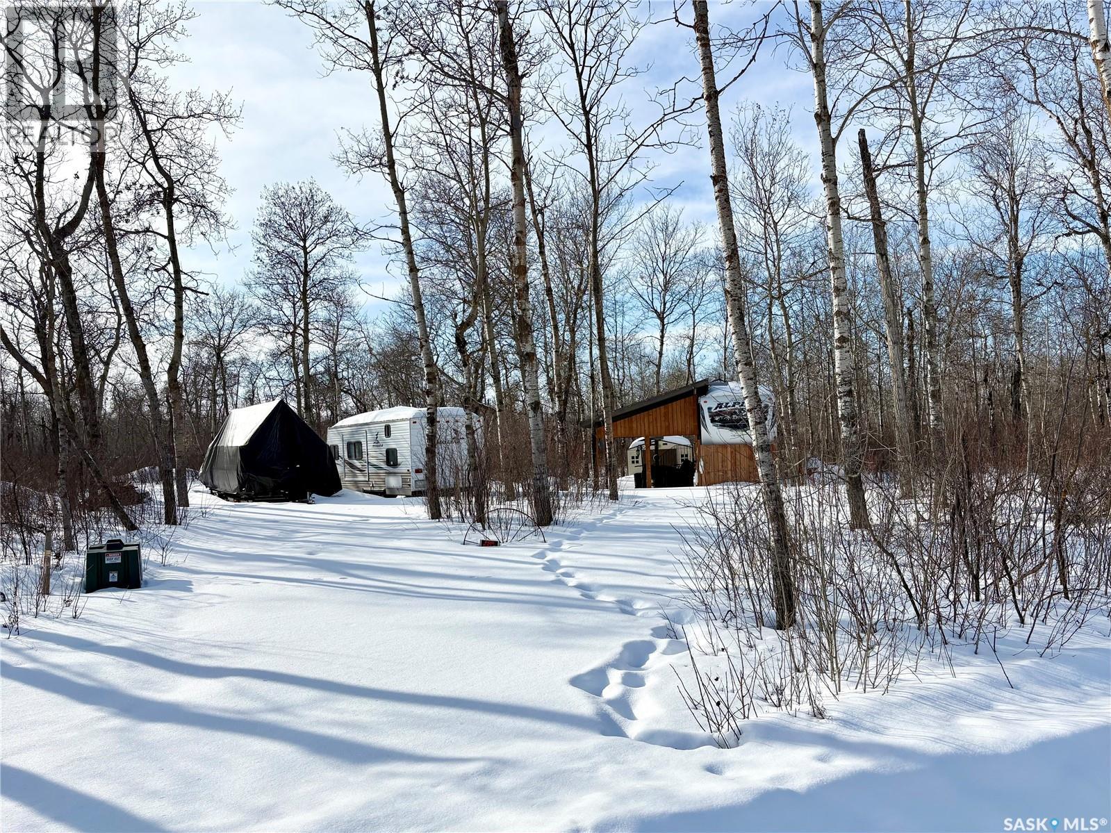 302 Pincherry Place W, Good Spirit Lake, Saskatchewan  S0A 0L0 - Photo 2 - SK030187
