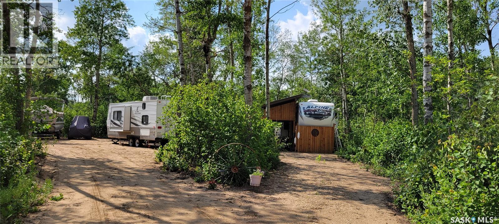 302 Pincherry Place W, Good Spirit Lake, Saskatchewan  S0A 0L0 - Photo 3 - SK030187