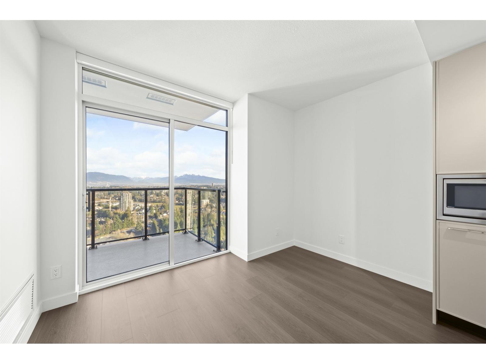 3606 13745 George Junction, Surrey, British Columbia  V3T 4Y3 - Photo 9 - R3078269