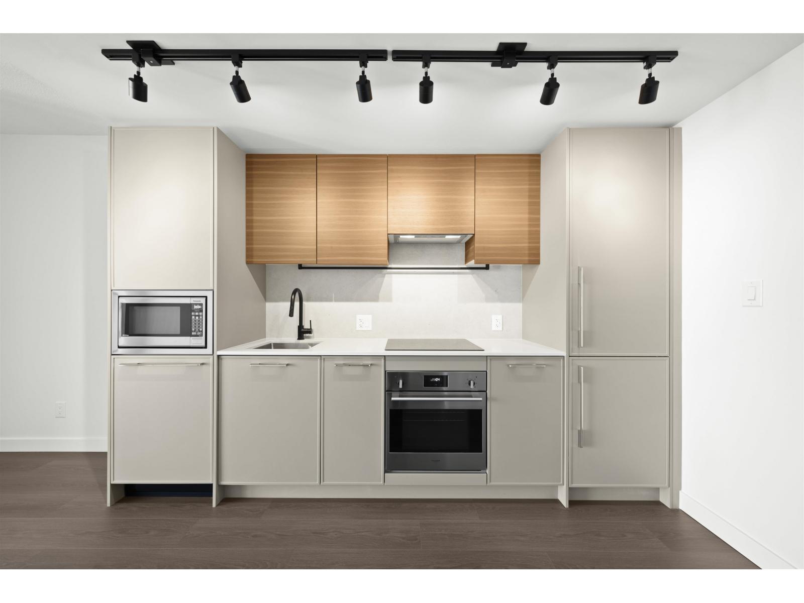 3606 13745 George Junction, Surrey, British Columbia  V3T 4Y3 - Photo 12 - R3078269