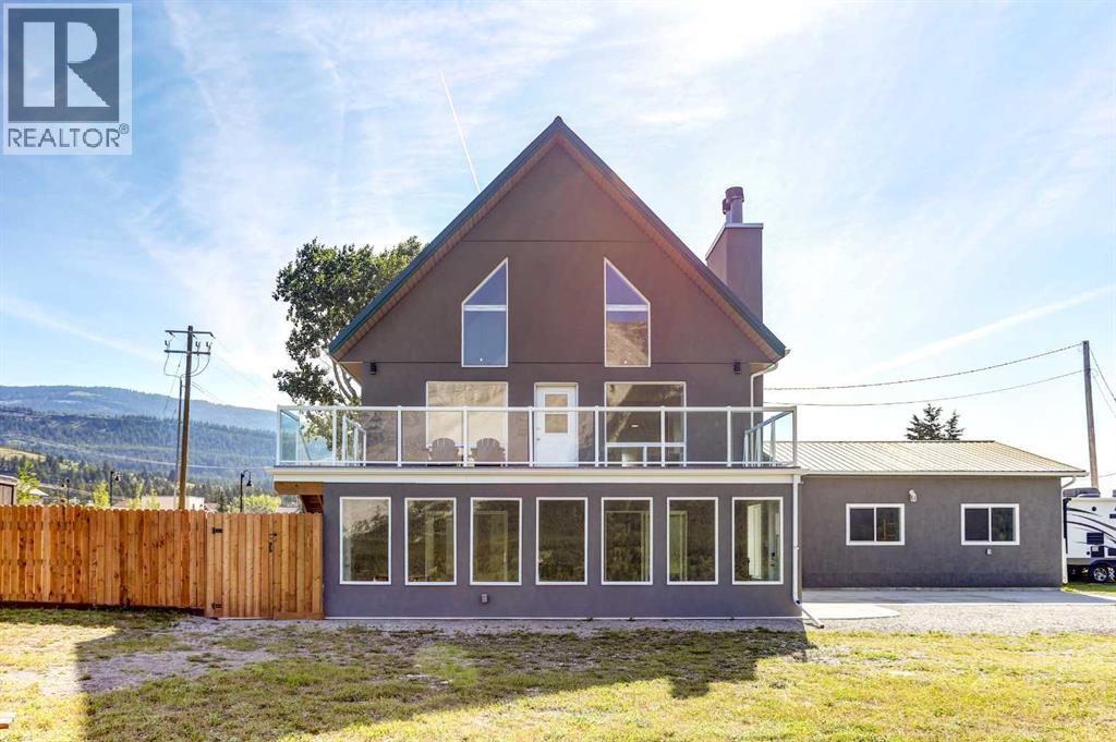 2102 214 Street, Bellevue, Alberta  T0K 0C0 - Photo 2 - A2275783