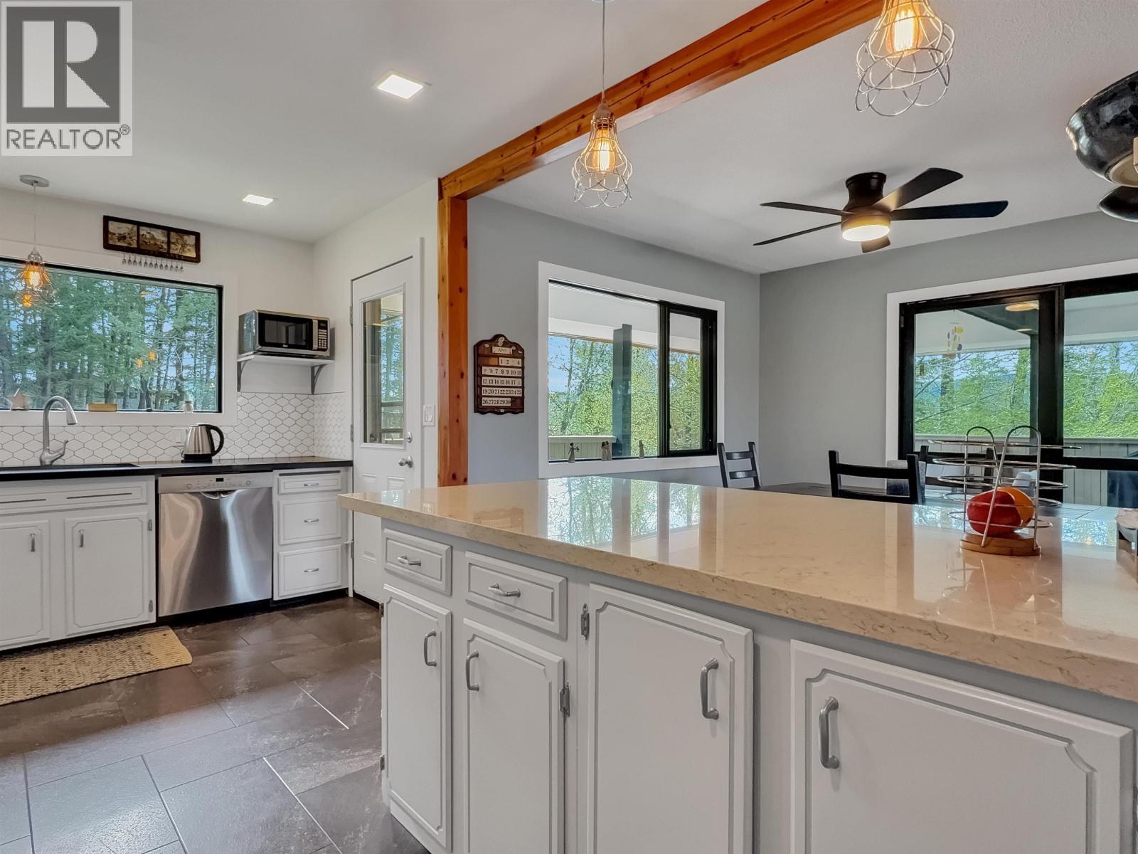 659 Boitanio Place, Williams Lake, British Columbia  V2G 1W1 - Photo 5 - R3115009