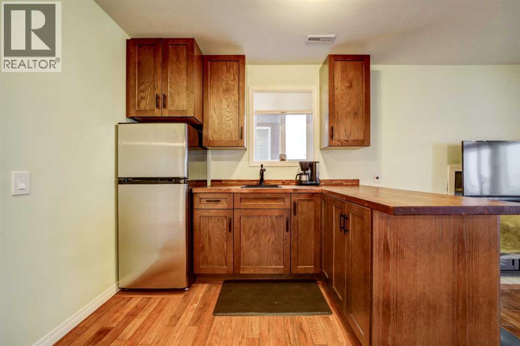 2102 214 Street, Bellevue, Alberta  T0K 0C0 - Photo 25 - A2275783