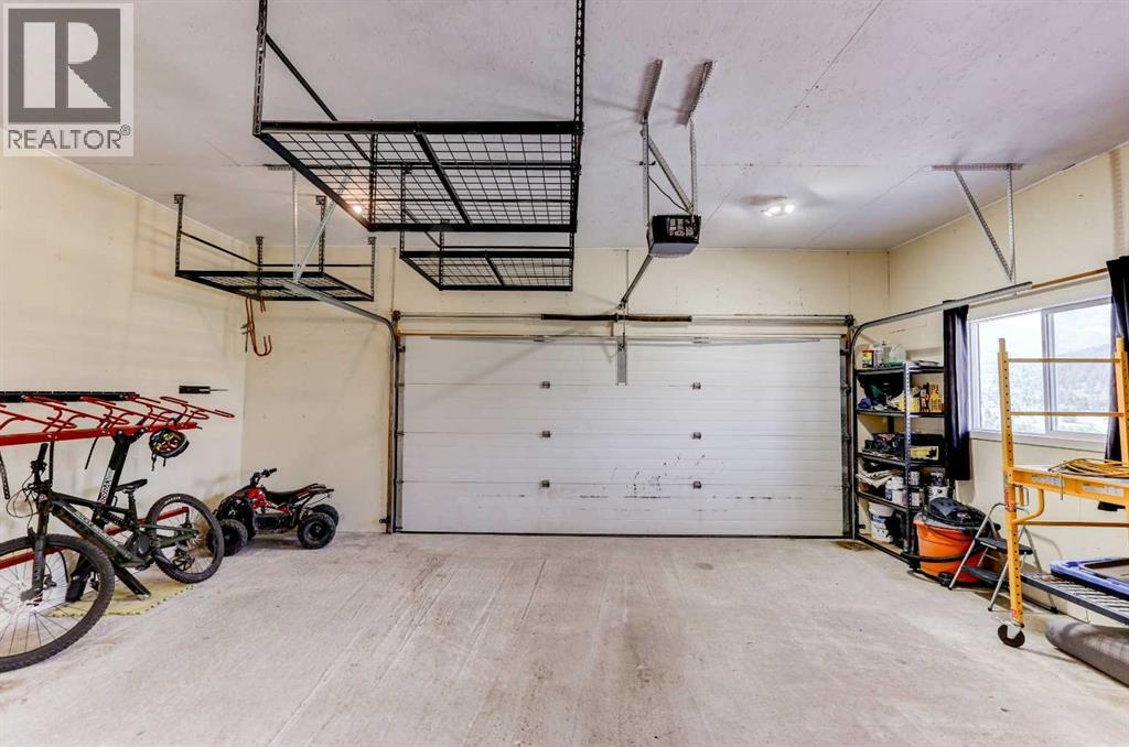 2102 214 Street, Bellevue, Alberta  T0K 0C0 - Photo 29 - A2275783