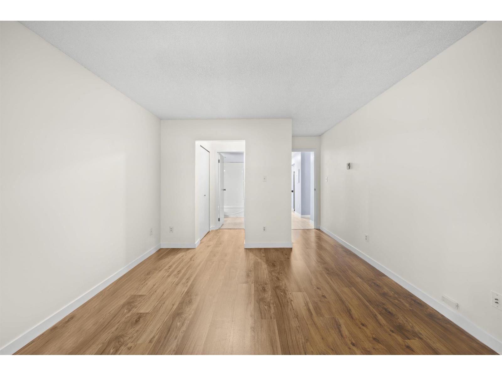 110 15238 100 Avenue, Surrey, British Columbia  V3R 7T9 - Photo 15 - R3085366