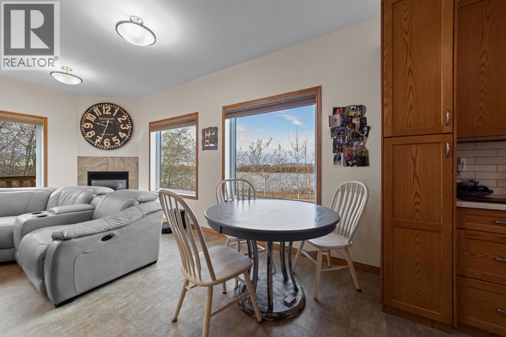 225 Lindgren Street, Ferintosh, Alberta  T0B 1M0 - Photo 12 - A2303552