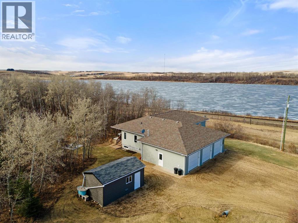 225 Lindgren Street, Ferintosh, Alberta  T0B 1M0 - Photo 5 - A2303552