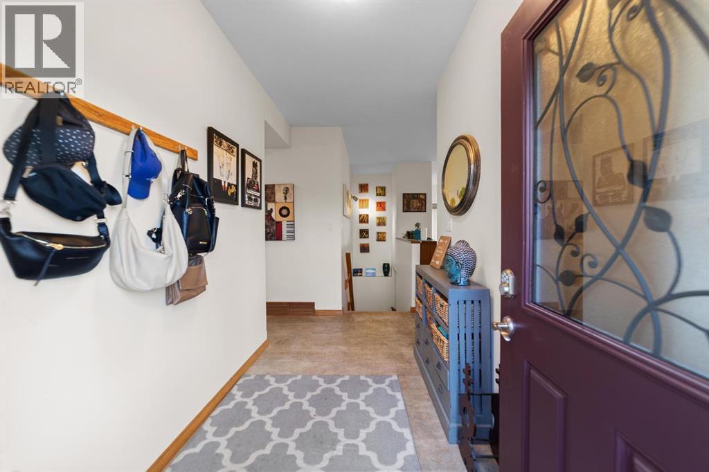 225 Lindgren Street, Ferintosh, Alberta  T0B 1M0 - Photo 7 - A2303552