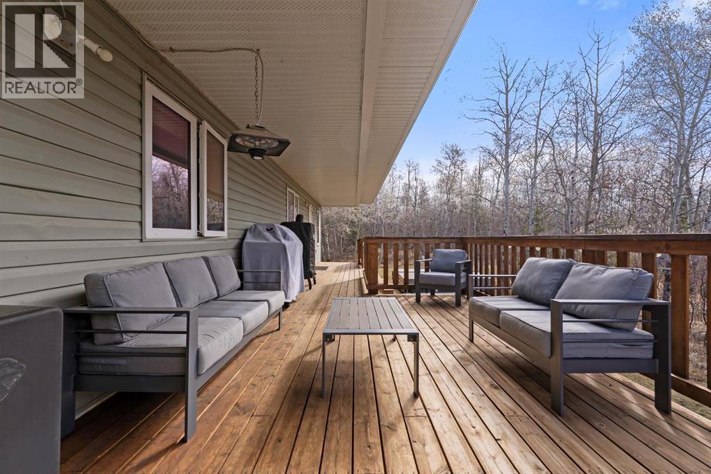 225 Lindgren Street, Ferintosh, Alberta  T0B 1M0 - Photo 35 - A2303552