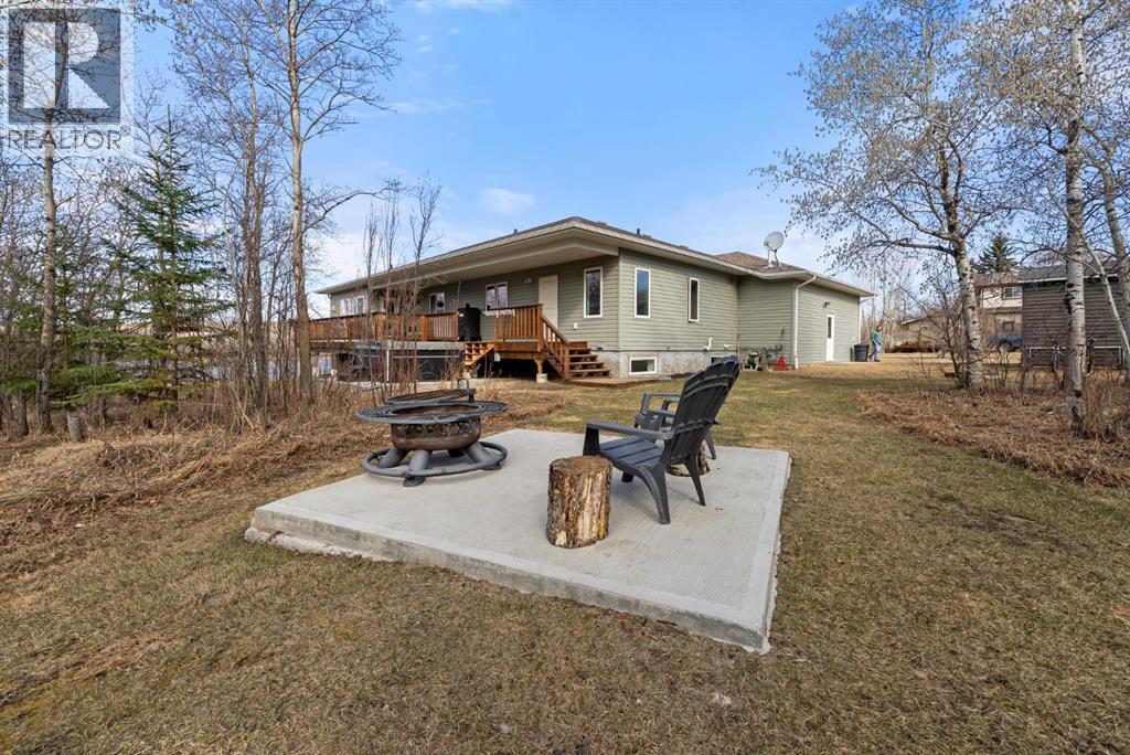 225 Lindgren Street, Ferintosh, Alberta  T0B 1M0 - Photo 36 - A2303552