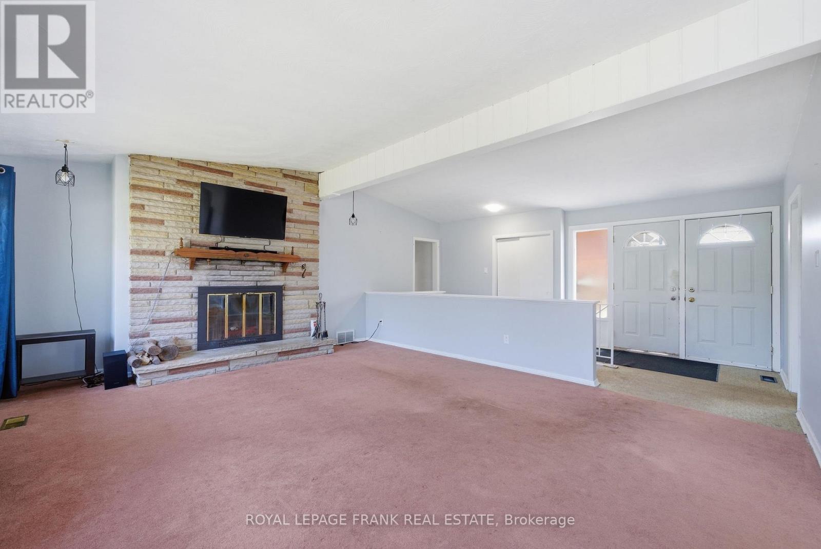 30 Maple Crescent, Kawartha Lakes (Lindsay), Ontario  K9V 2R7 - Photo 10 - X13036480