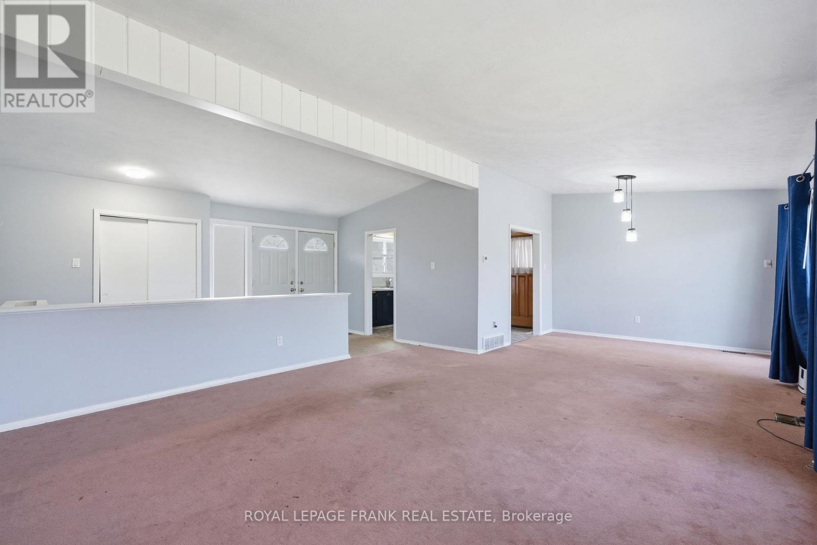 30 Maple Crescent, Kawartha Lakes (Lindsay), Ontario  K9V 2R7 - Photo 15 - X13036480