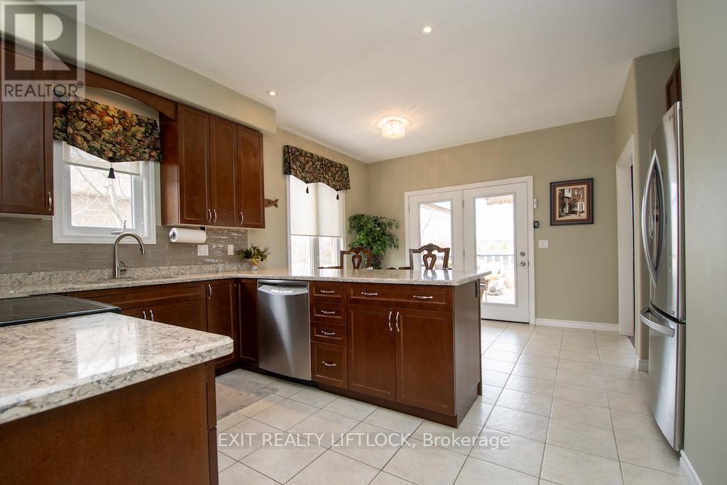 2495 Cunningham Boulevard, Peterborough, Ontario  K9H 0A9 - Photo 19 - X13036500