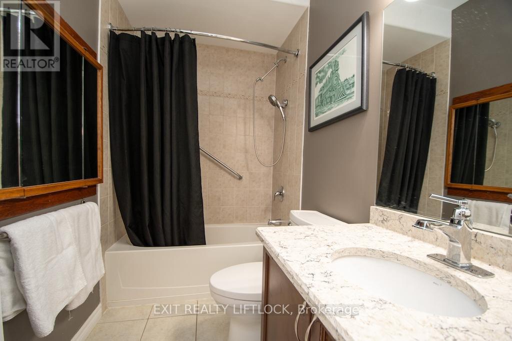 2495 Cunningham Boulevard, Peterborough, Ontario  K9H 0A9 - Photo 35 - X13036500