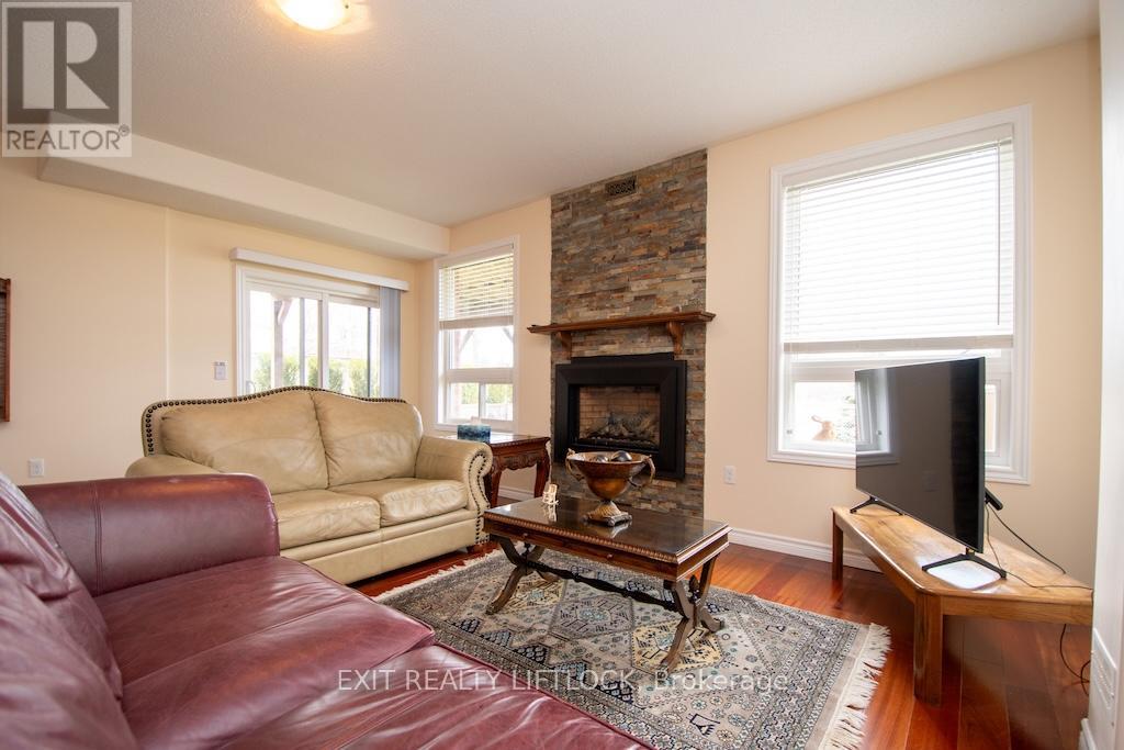 2495 Cunningham Boulevard, Peterborough, Ontario  K9H 0A9 - Photo 38 - X13036500