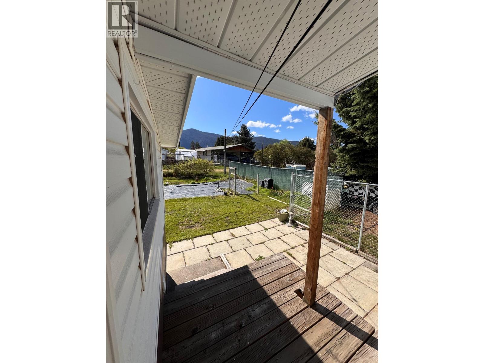 1564 68th Avenue, Grand Forks, British Columbia  V0H 1H0 - Photo 7 - 10377241